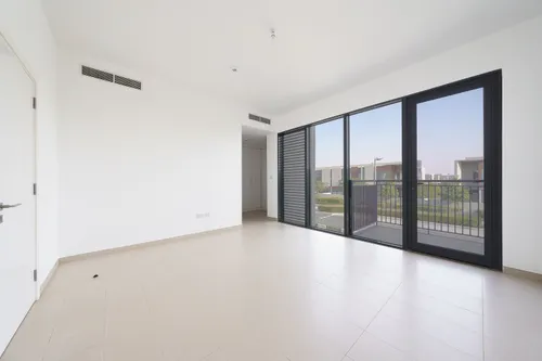 3 Bedrooms Townhouse in Cherrywoods