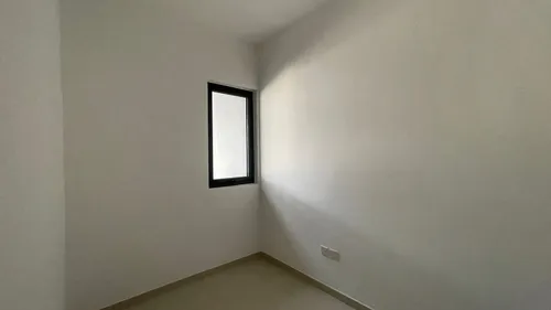 3 Bedrooms Townhouse in Cherrywoods