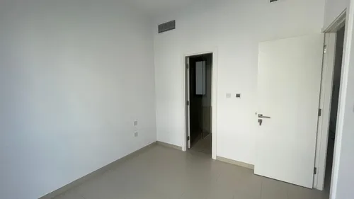 3 Bedrooms Townhouse in Cherrywoods