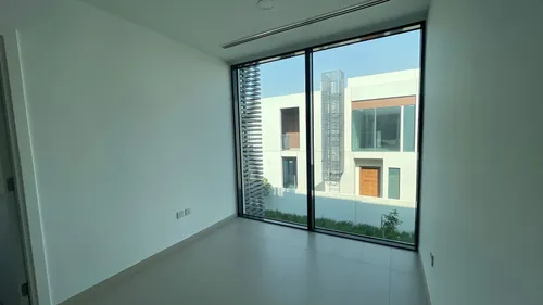 3 Bedrooms Townhouse in Cherrywoods