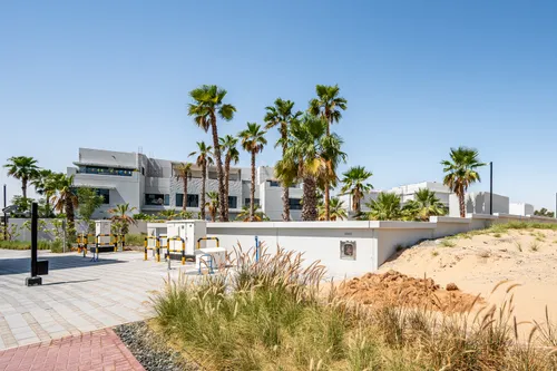 3 Bedrooms Townhouse in California Village