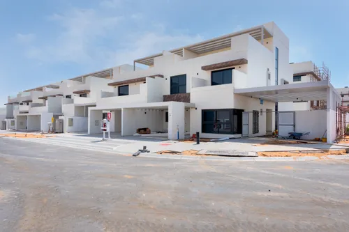 3 Bedrooms Townhouse in California Village