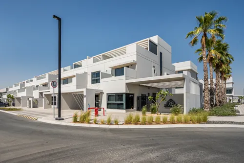 3 Bedrooms Townhouse in California Village