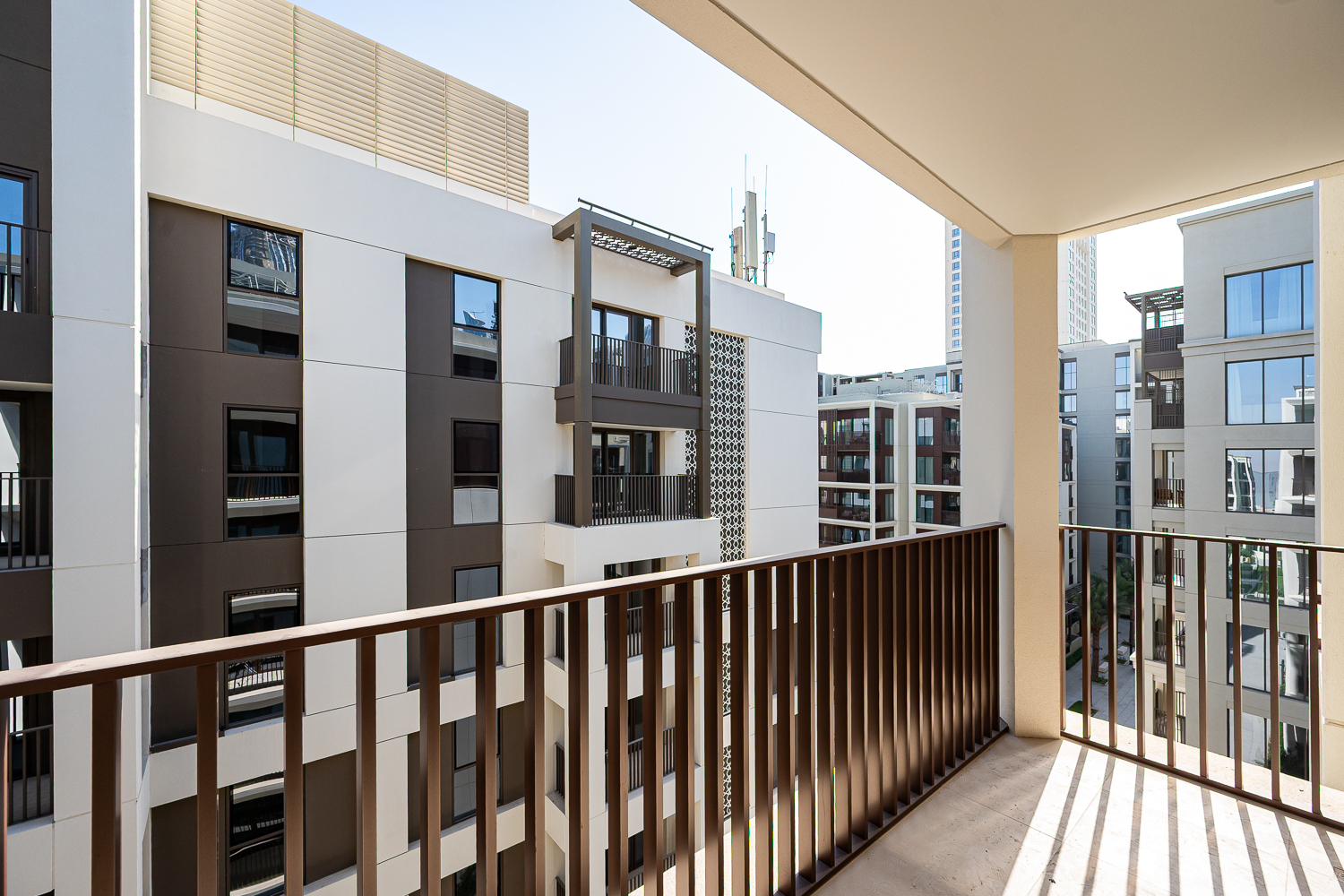 2 Bedrooms Apartment in Savanna Building 2