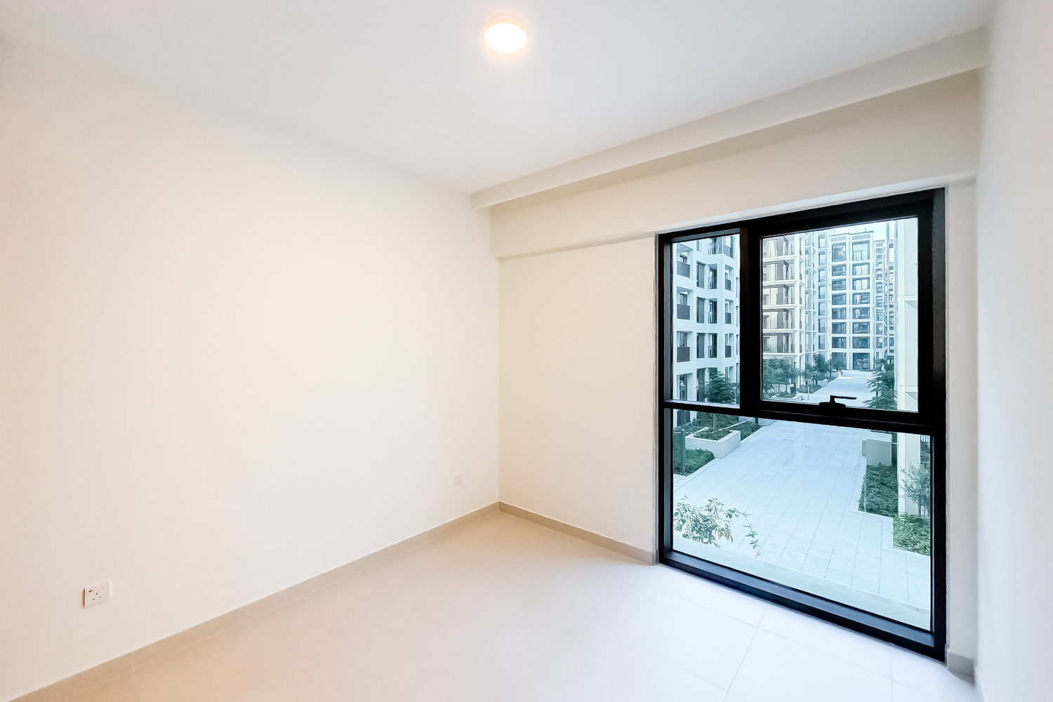 2 Bedrooms Apartment in Mangrove Building 2