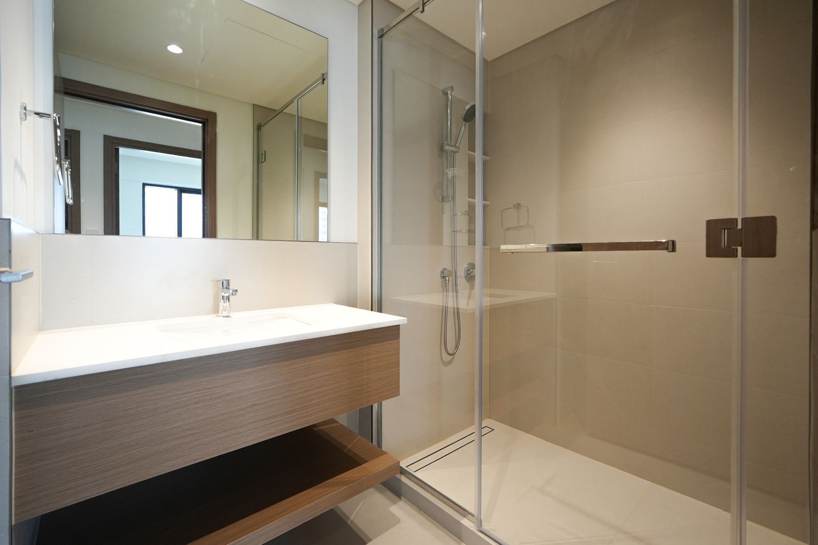 2 Bedrooms Apartment in Savanna Building 3