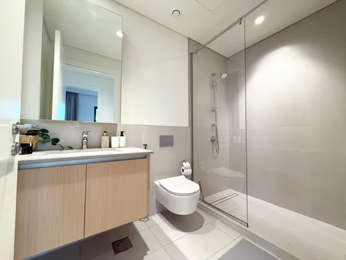 1 Bedroom Apartment in Bayshore Tower 2