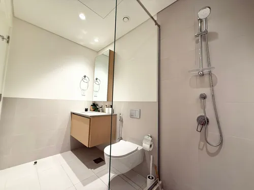 1 Bedroom Apartment in Bayshore Tower 2