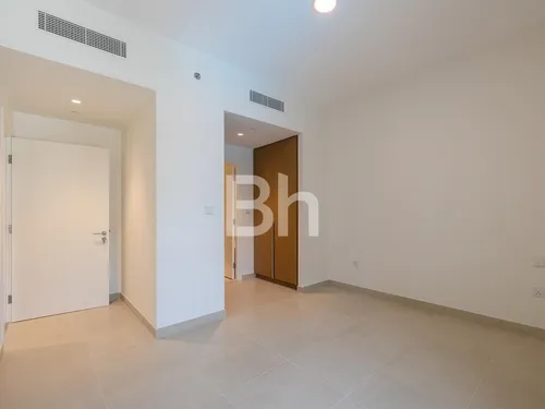 2 Bedrooms Apartment in Grove at Creek Beach Building 3
