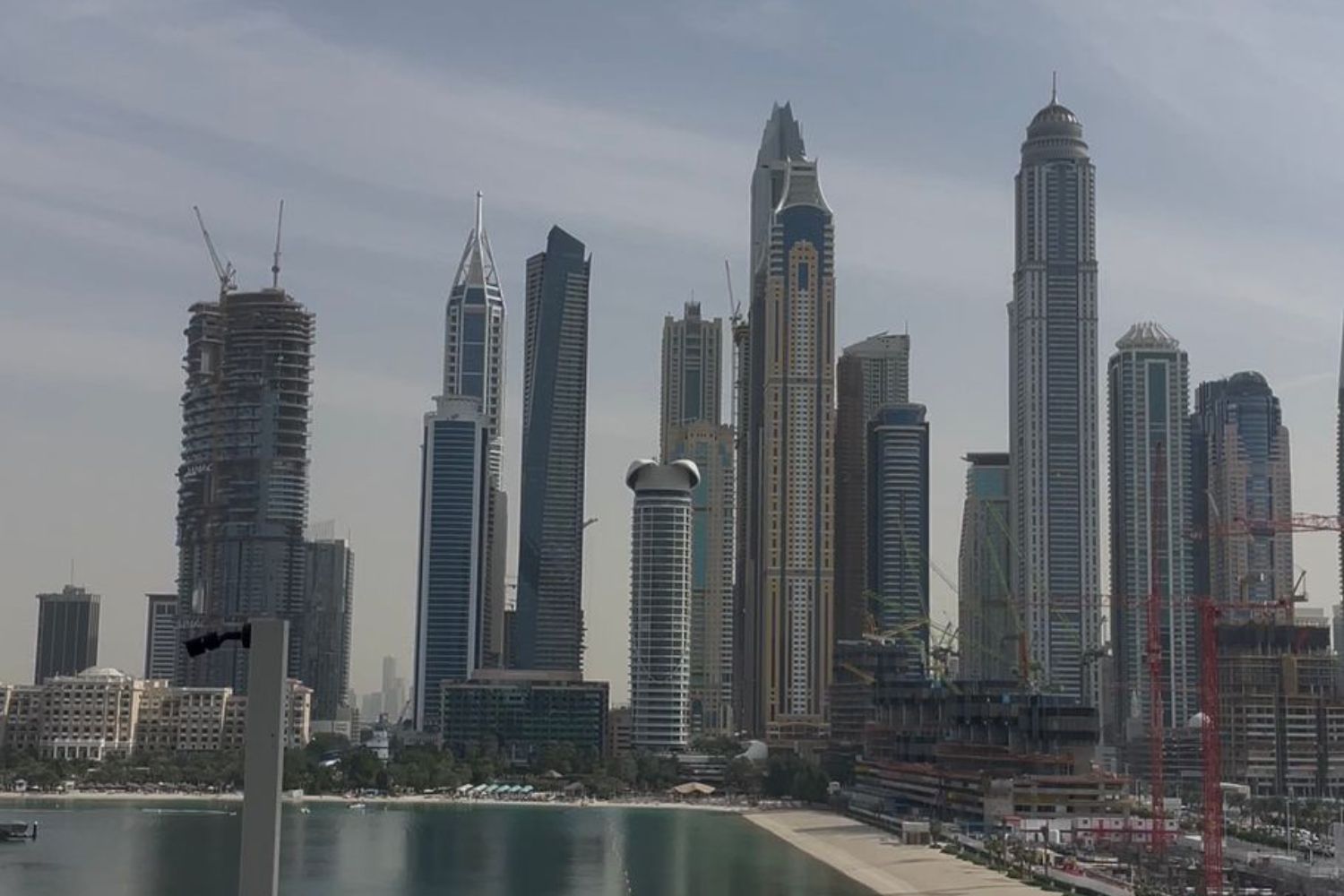 2 Bedrooms Apartment in Sunrise Bay Tower 2