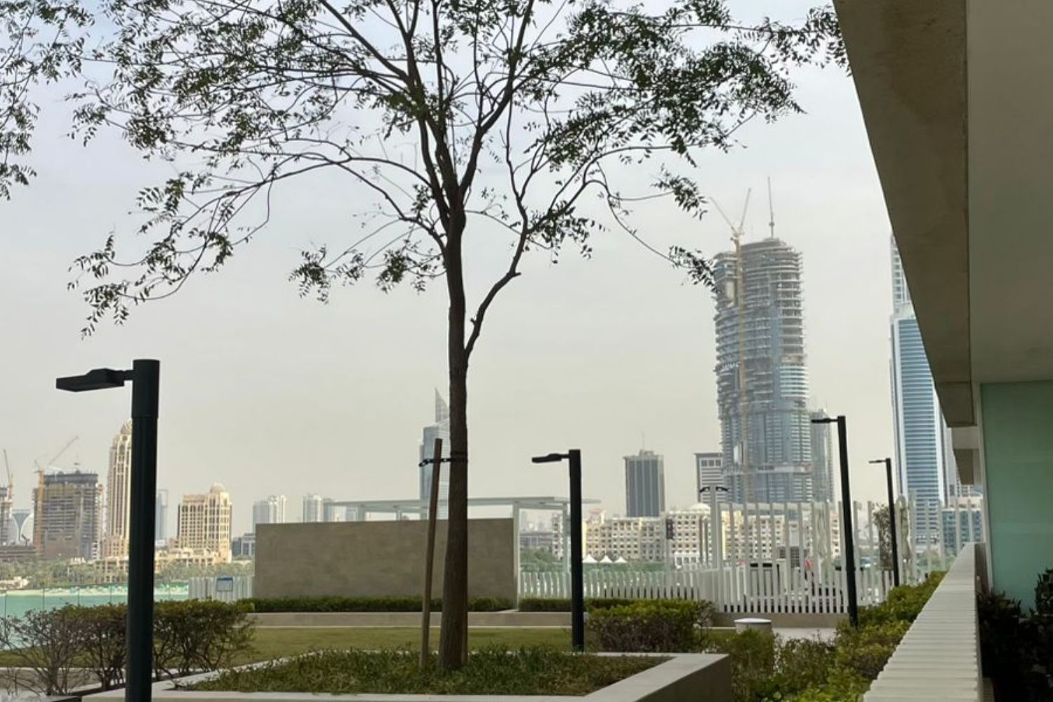 2 Bedrooms Apartment in Sunrise Bay Tower 2