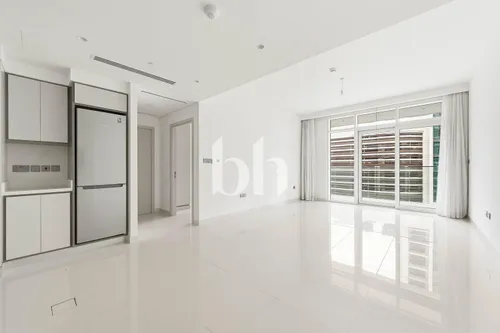 Private Beach Access | Vacant | Unfurnished