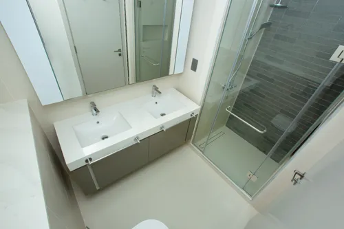 2 Bedrooms Apartment in Sunrise Bay Tower 1