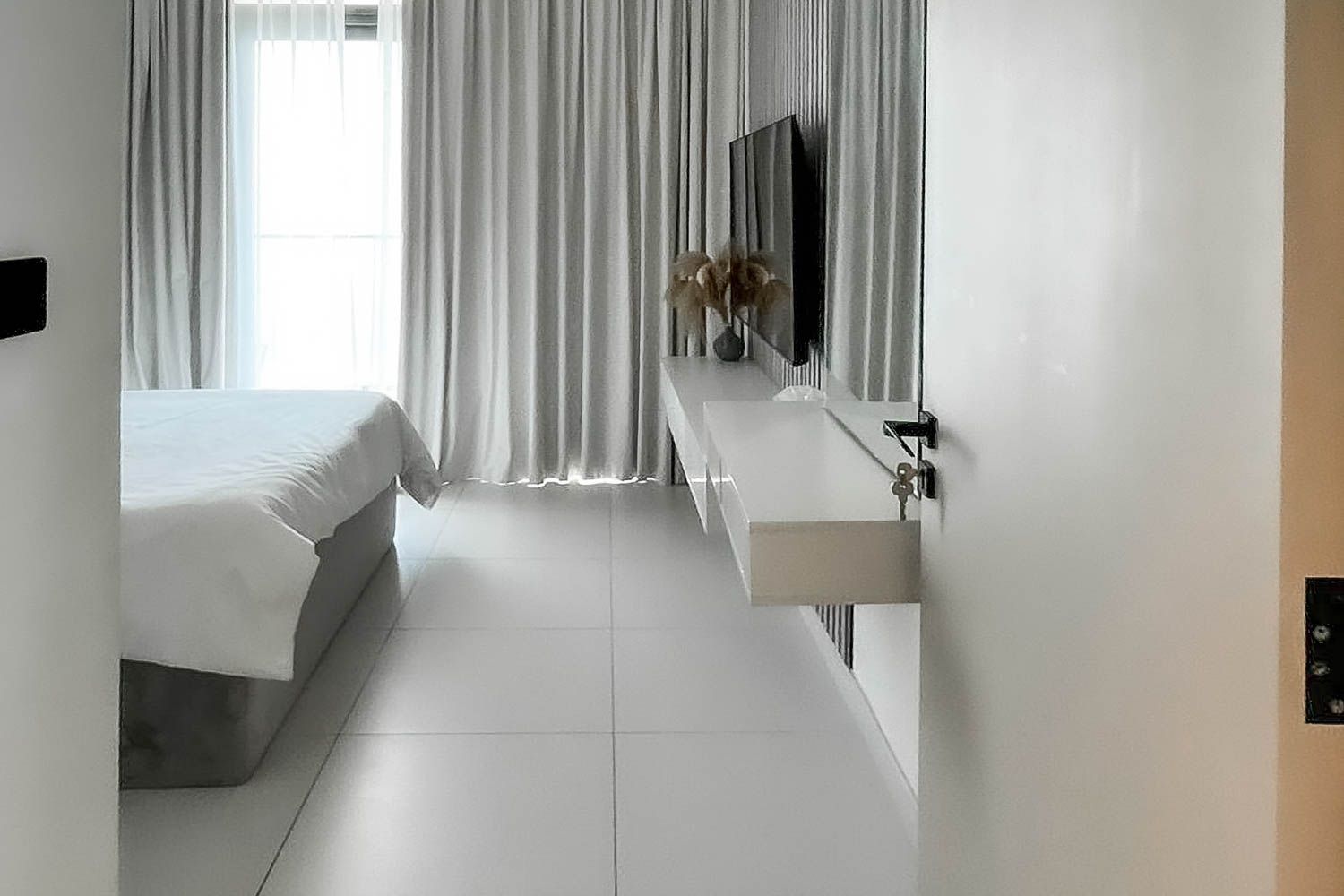 2 Bedrooms Apartment in Marina Vista Tower 2