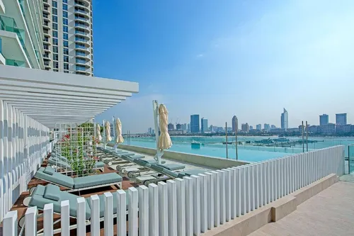 1 Bedroom Apartment in Sunrise Bay Tower 2