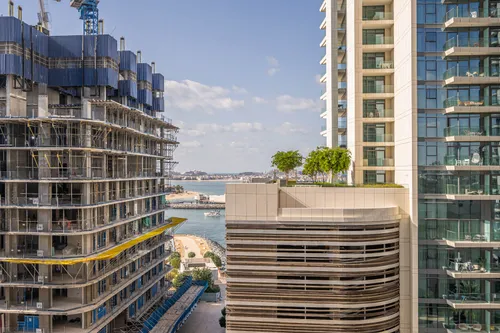 1 Bedroom Apartment in Sunrise Bay Tower 2
