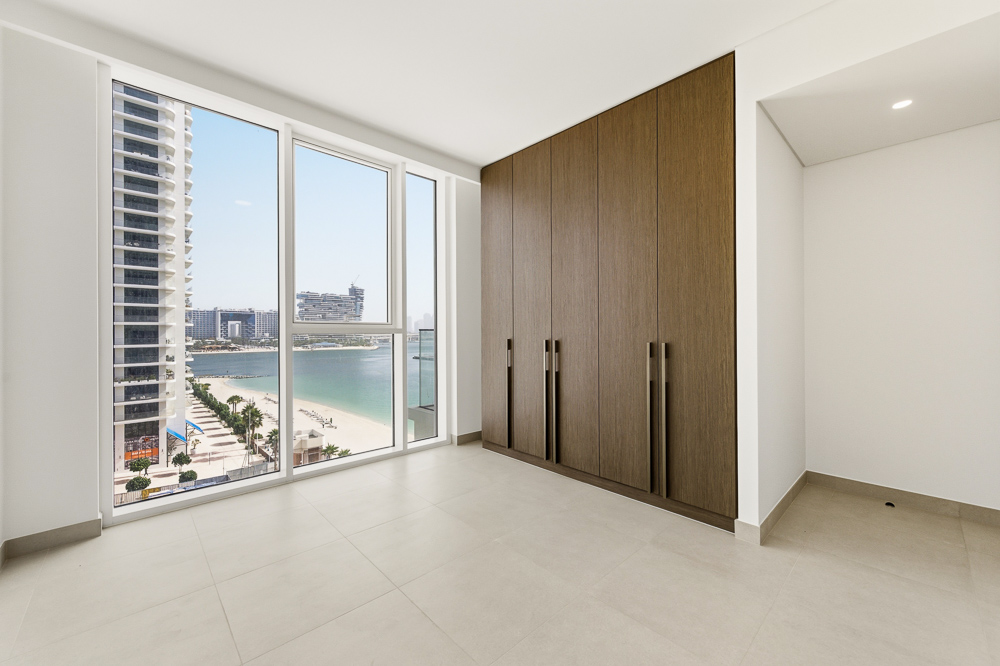 2 Bedrooms Apartment in Beach Mansion Tower 2