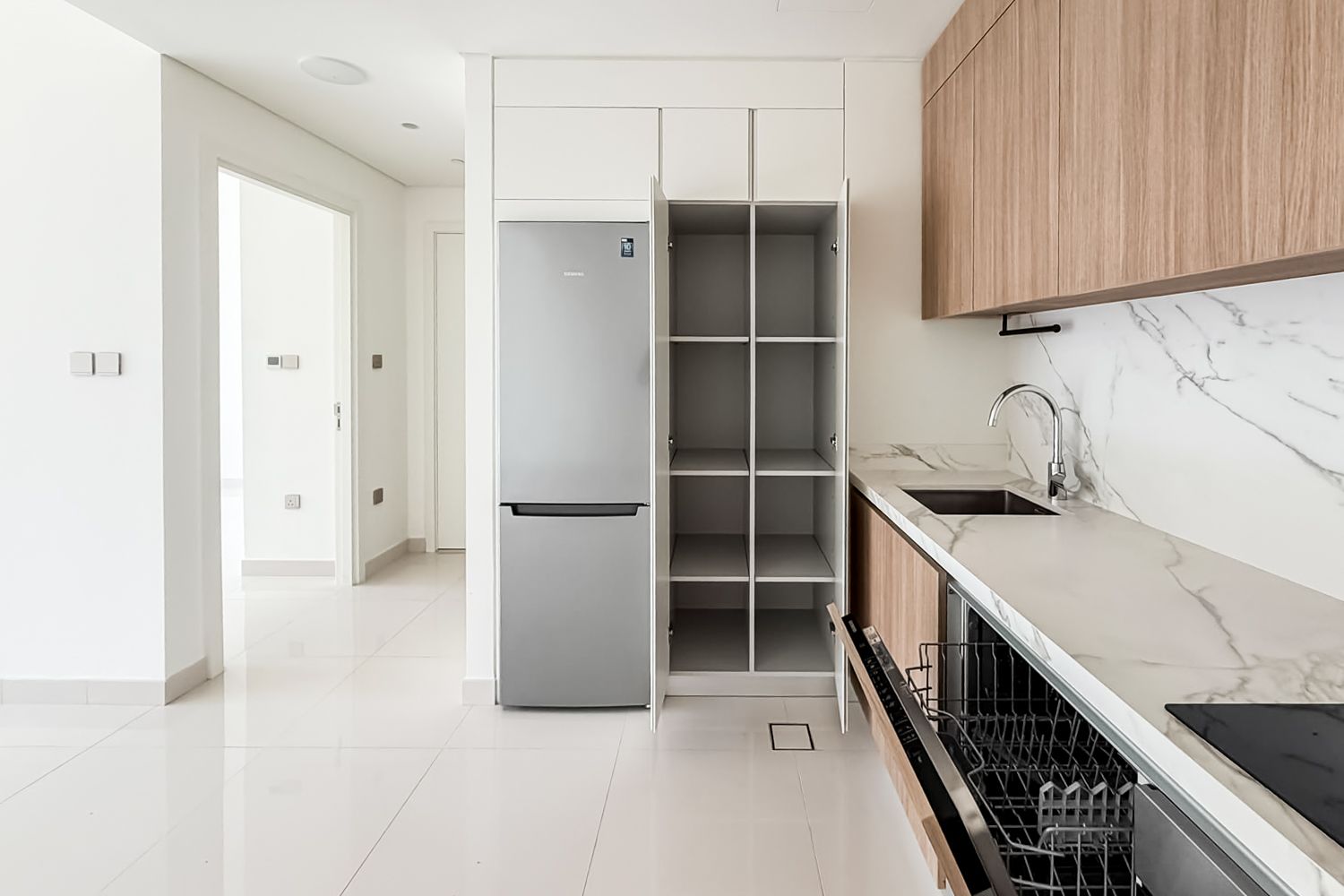 1 Bedroom Apartment in Beach Vista Tower 2