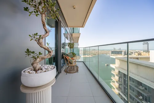 2 Bedrooms Apartment in Beach Vista Tower 2