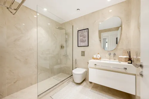 2 Bedrooms Apartment in Beach Vista Tower 2