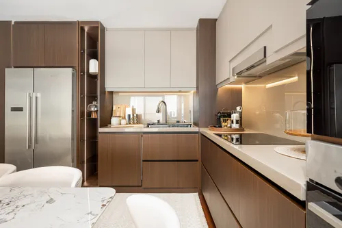 2 Bedrooms Apartment in Beach Vista Tower 2