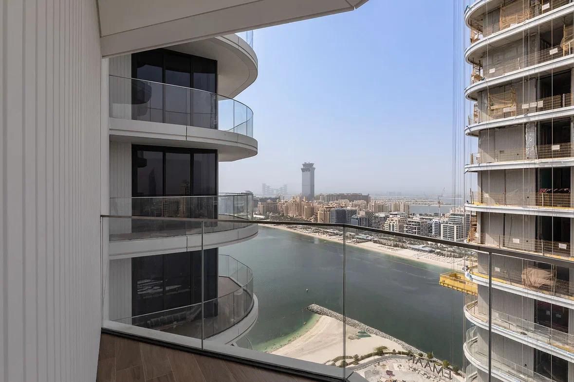2 Bedrooms Apartment in Palace Beach Residence Tower 2