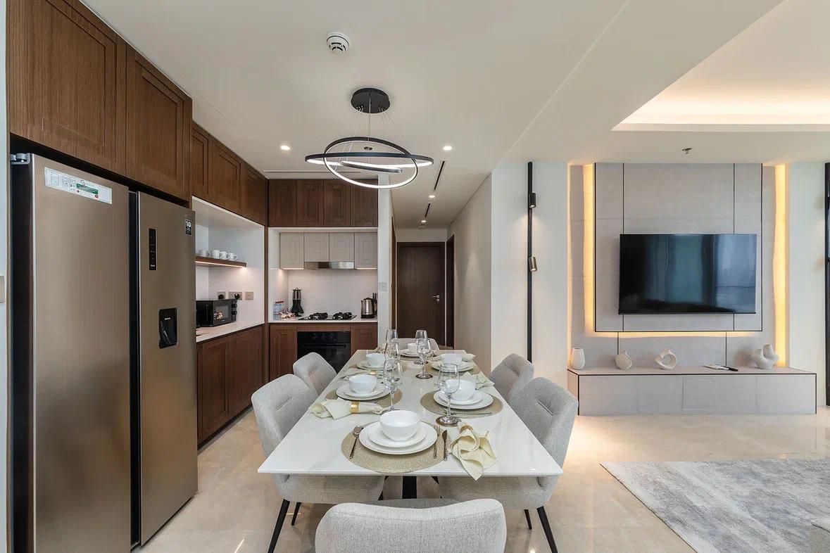 2 Bedrooms Apartment in Palace Beach Residence Tower 2