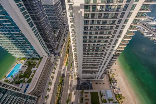 2 Bedrooms Apartment in Sunrise Bay Tower 2