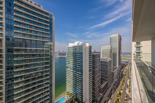 2 Bedrooms Apartment in Sunrise Bay Tower 2