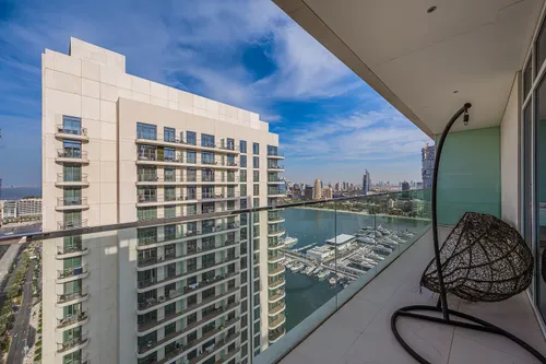 2 Bedrooms Apartment in Sunrise Bay Tower 2