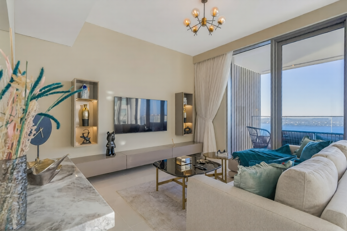 3 Bedrooms Apartment in Beach Isle Tower 2