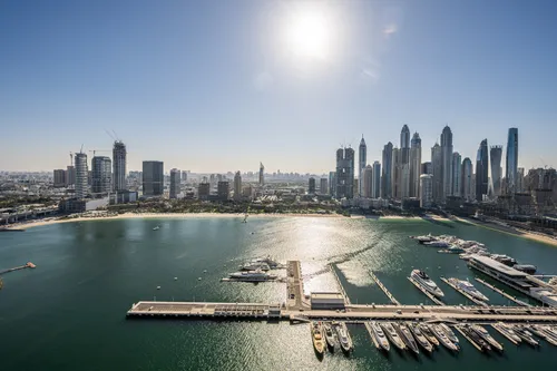 4 Bedrooms Apartment in Palace Beach Residence Tower 2