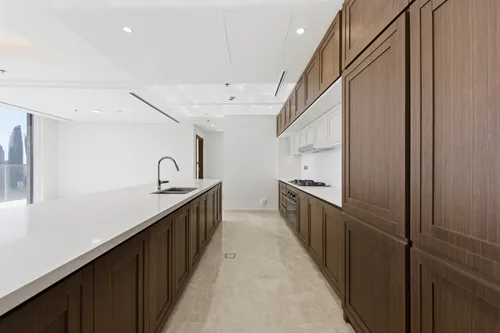 4 Bedrooms Apartment in Palace Beach Residence Tower 2