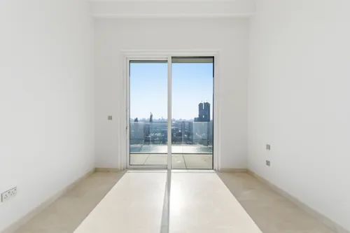 4 Bedrooms Apartment in Palace Beach Residence Tower 2