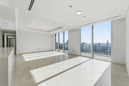 4 Bedrooms Apartment in Palace Beach Residence Tower 2