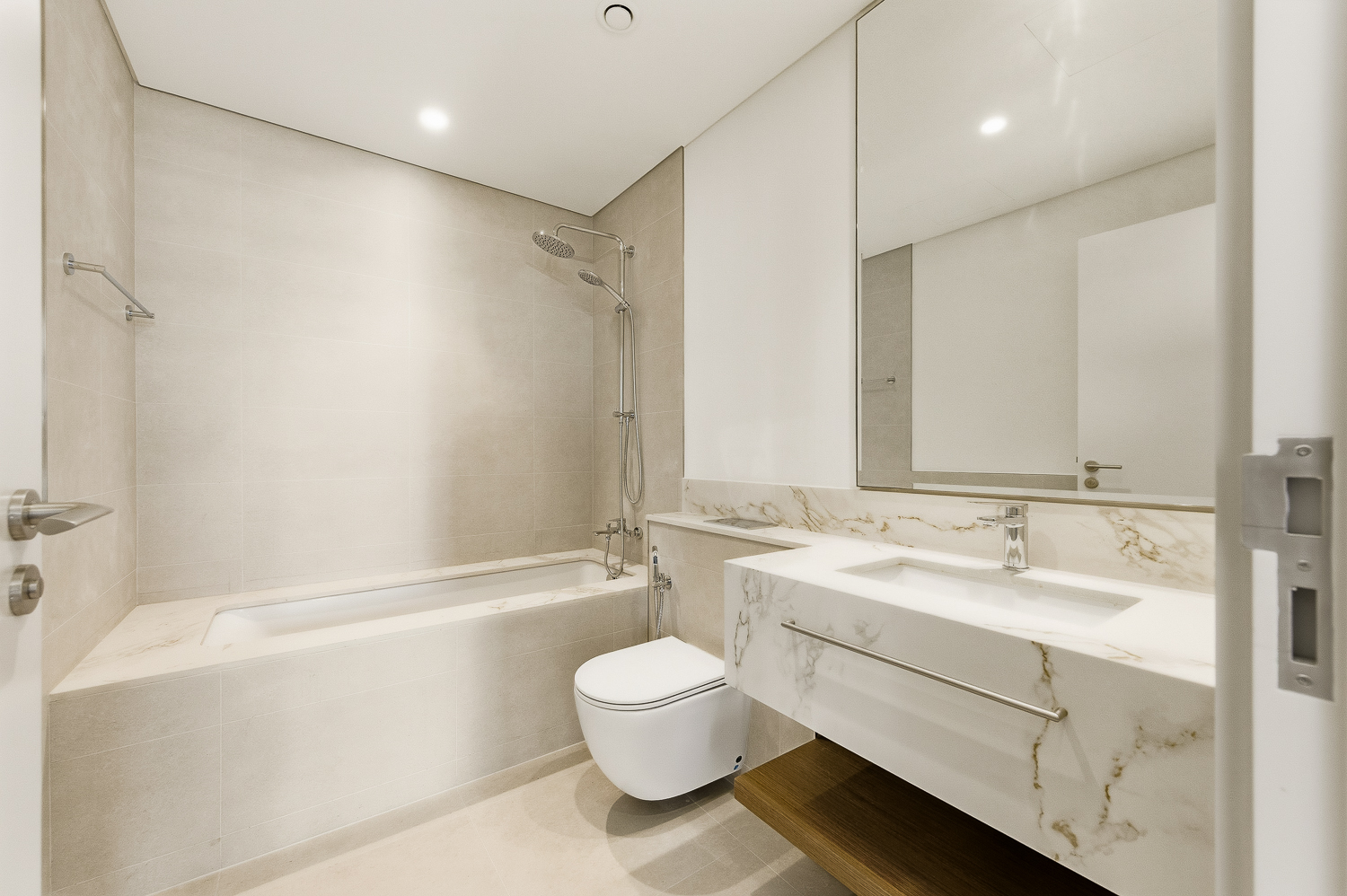 1 Bedroom Apartment in Beach Mansion Tower 2