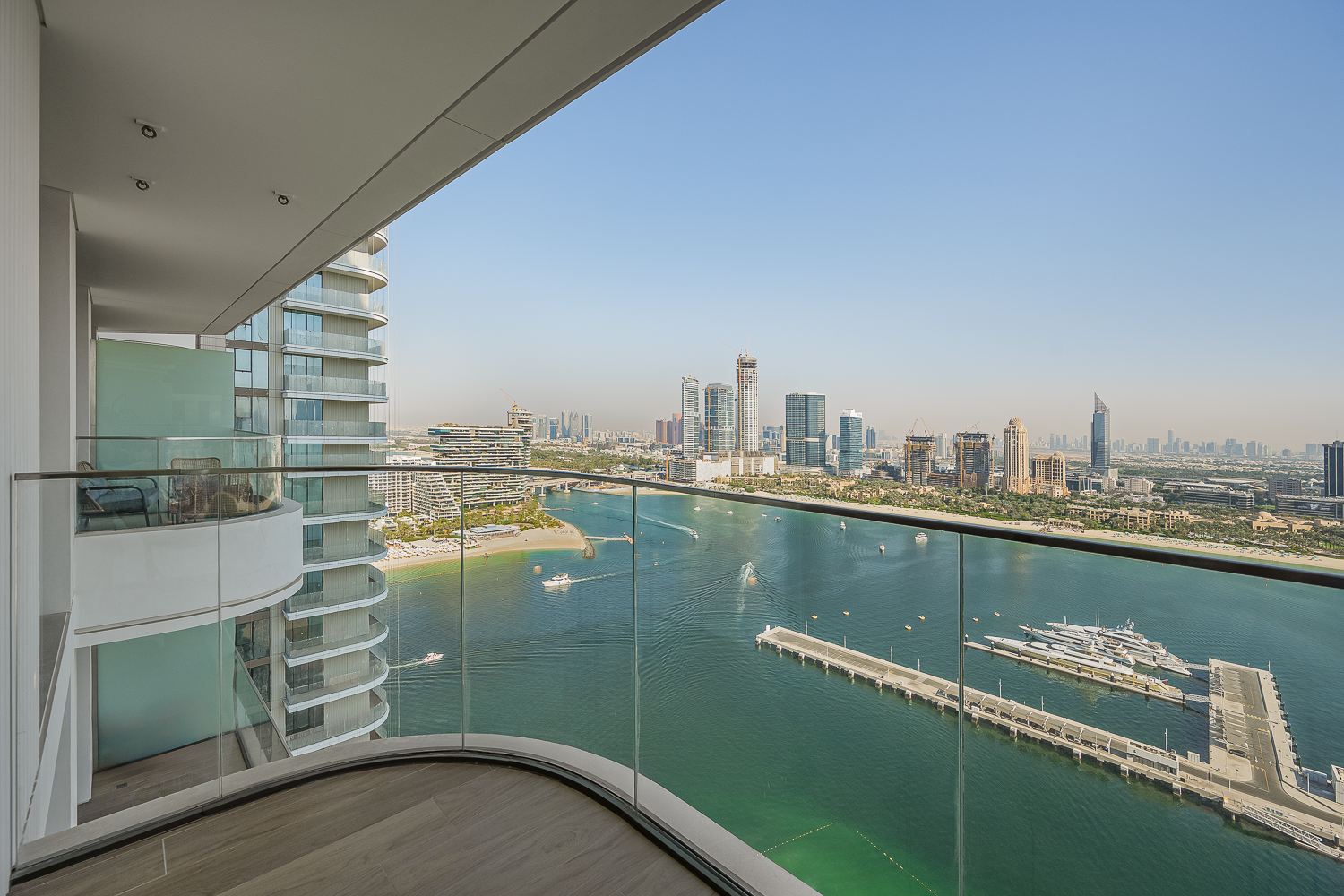 2 Bedrooms Apartment in Palace Beach Residence Tower 2