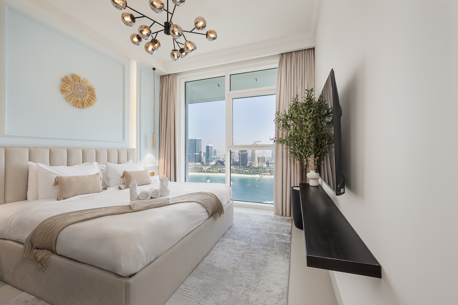 2 Bedrooms Apartment in Palace Beach Residence Tower 2