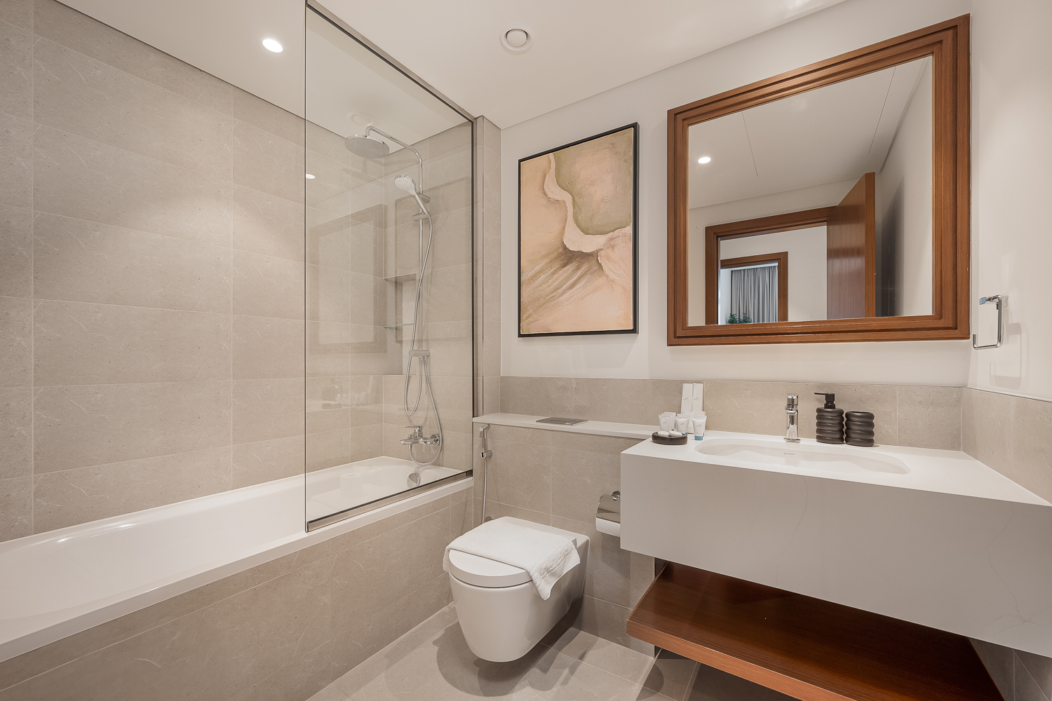 2 Bedrooms Apartment in Palace Beach Residence Tower 2