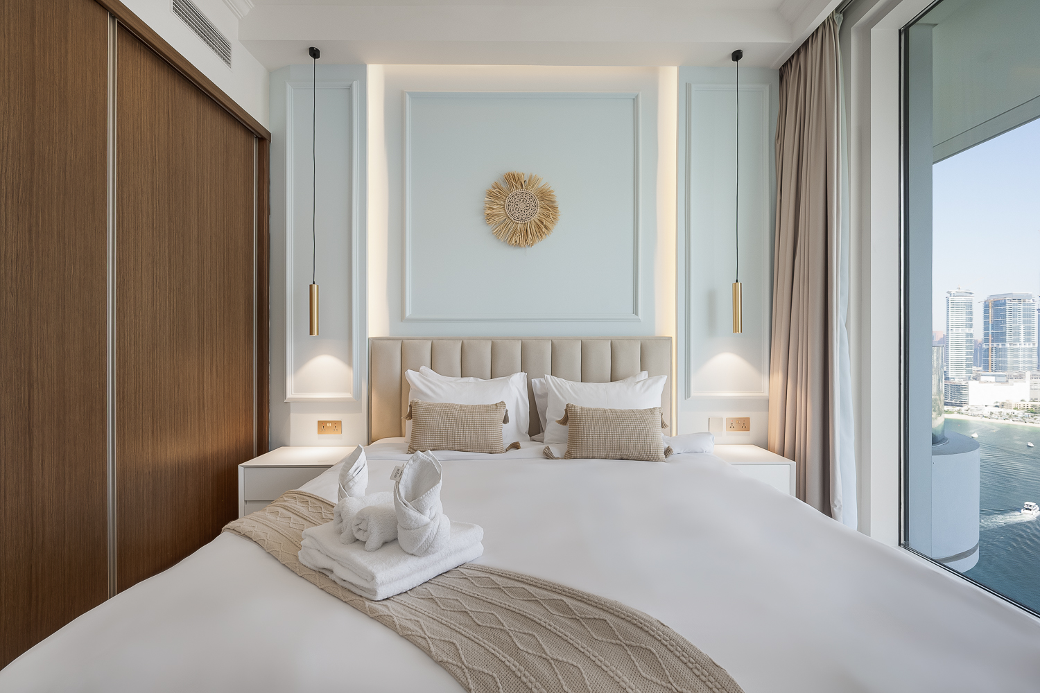 2 Bedrooms Apartment in Palace Beach Residence Tower 2