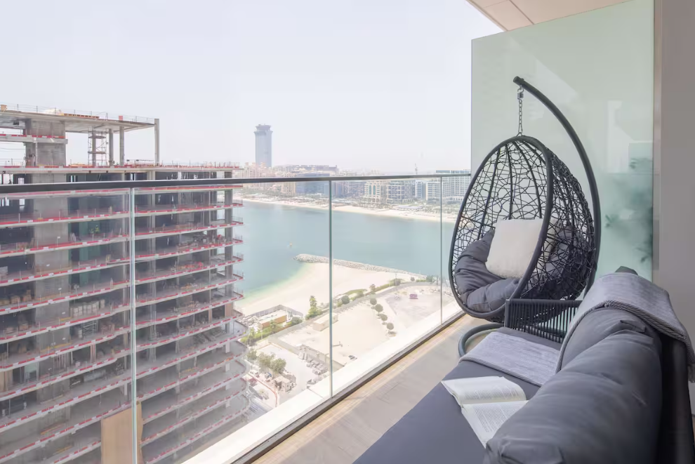 1 Bedroom Apartment in Palace Beach Residence Tower 2