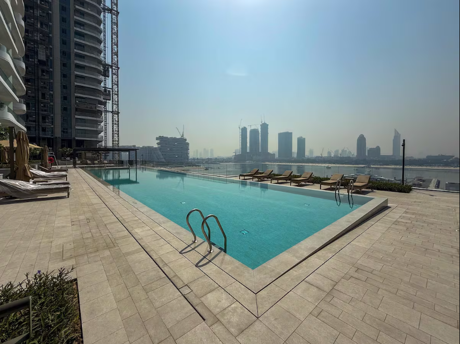 1 Bedroom Apartment in Palace Beach Residence Tower 2