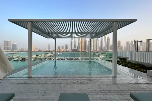 2 Bedrooms Apartment in Sunrise Bay Tower 1