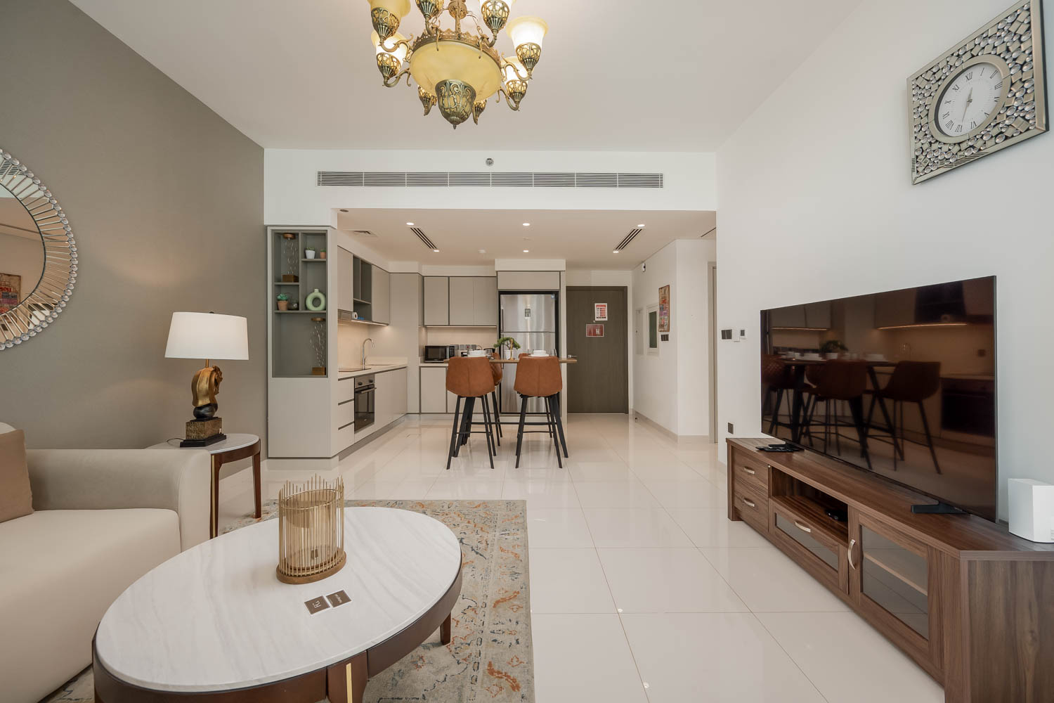 2 Bedrooms Apartment in Sunrise Bay Tower 1