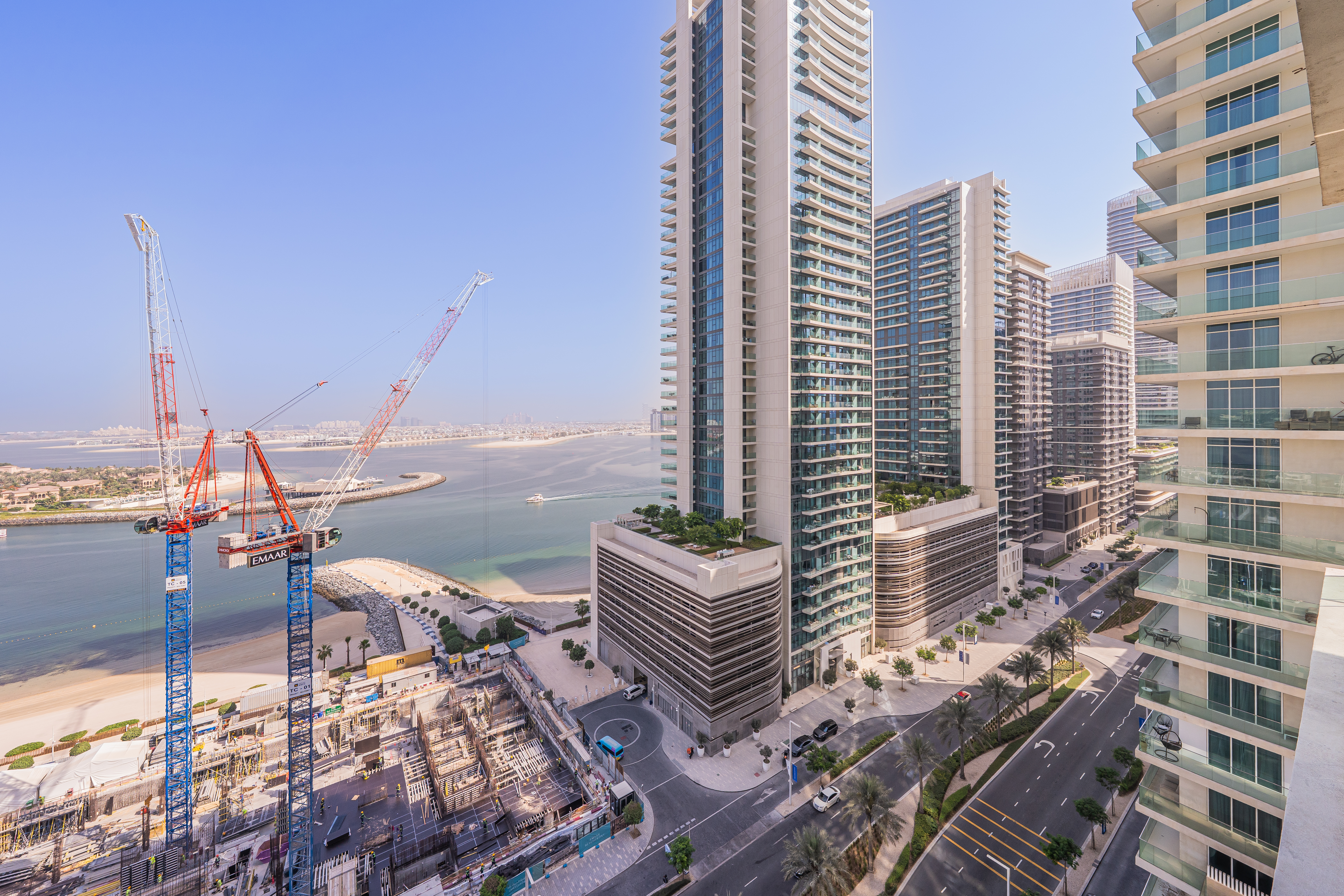 1 Bedroom Apartment in Sunrise Bay Tower 1