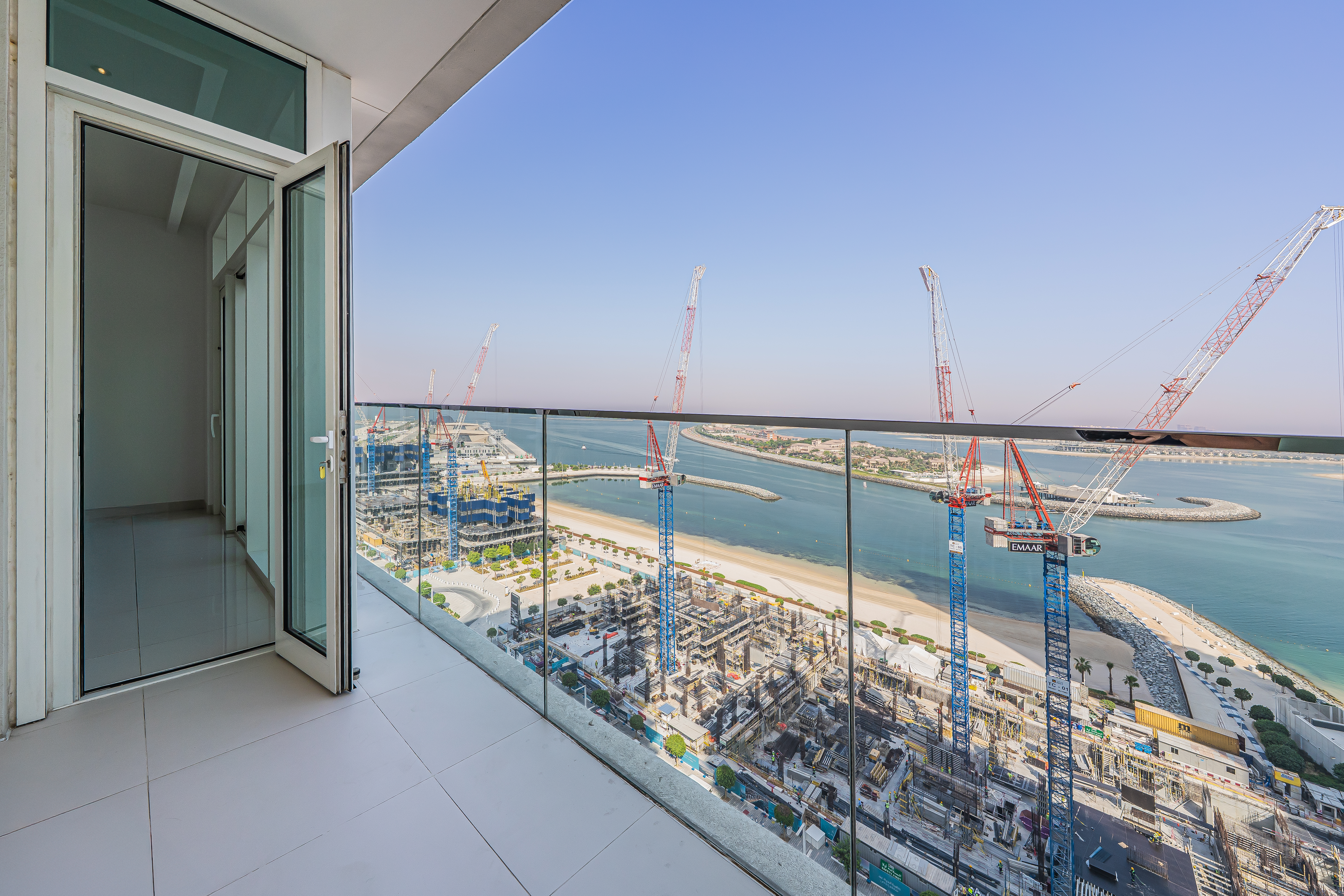 1 Bedroom Apartment in Sunrise Bay Tower 1