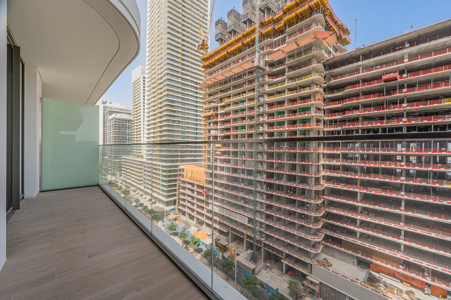 1 Bedroom Apartment in Palace Beach Residence Tower 2