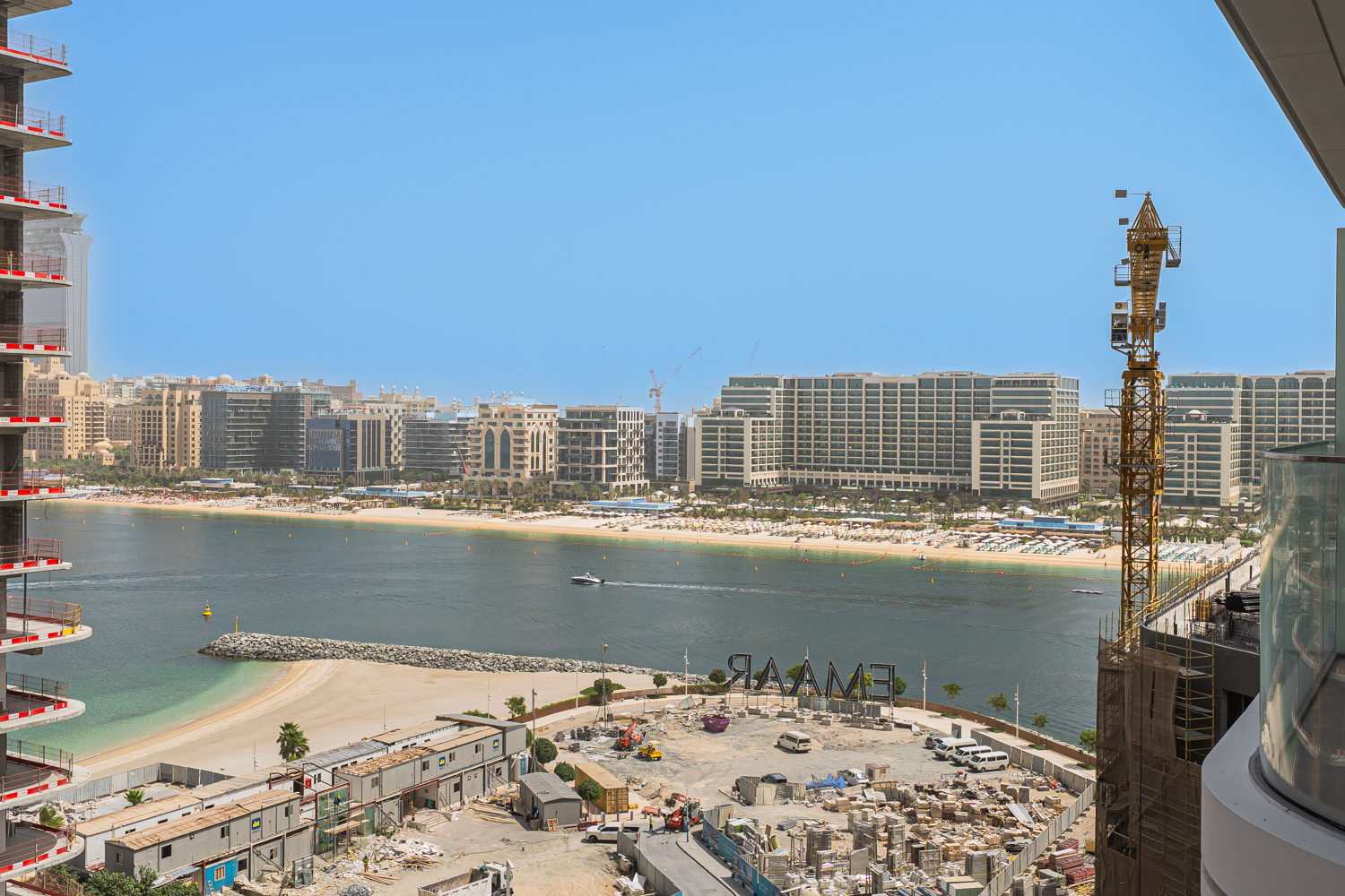 1 Bedroom Apartment in Palace Beach Residence Tower 2