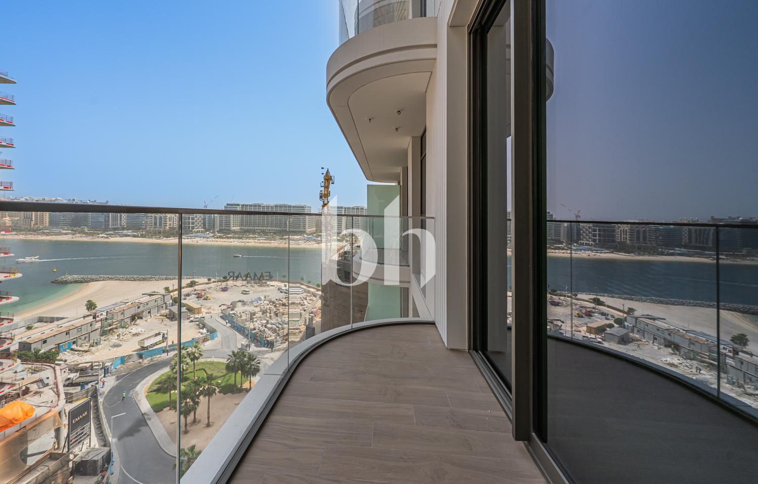 Beachfront Living | Vacant | Sea Views