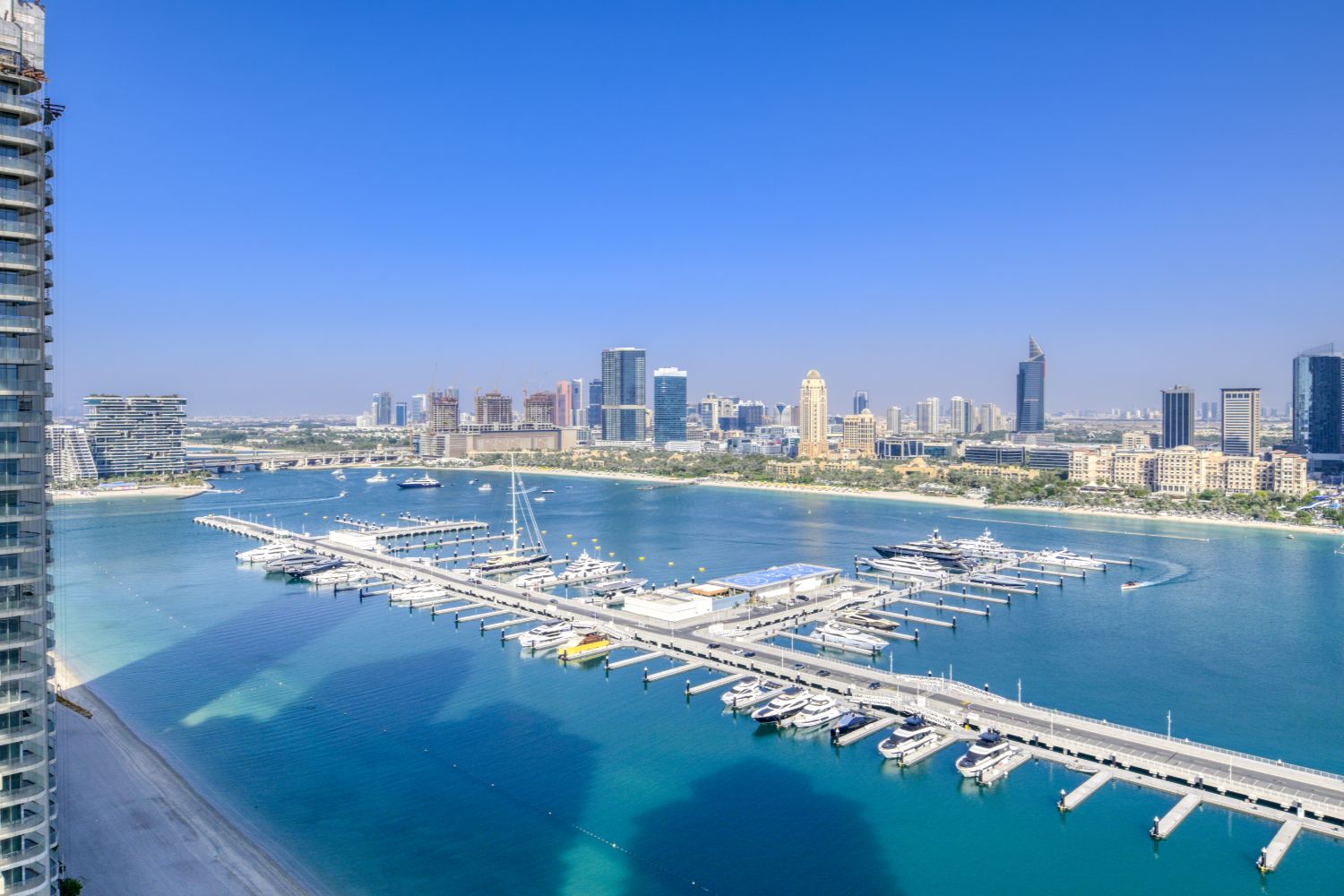 1 Bedroom Apartment in Sunrise Bay Tower 1